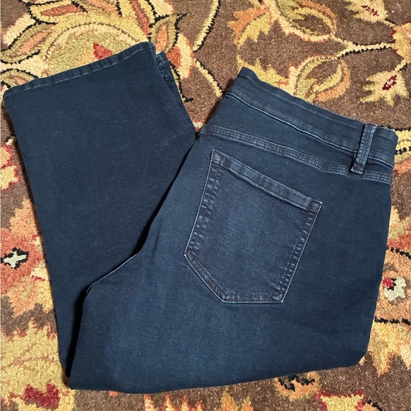 Liz Claiborne Dark Blue Capris - Picture 2 of 3